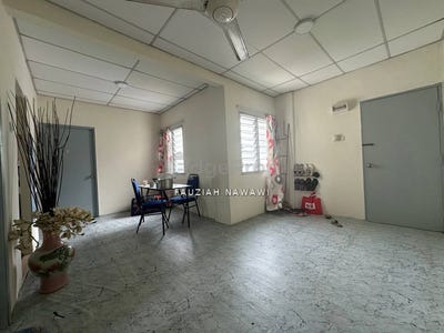 /international/my/jalan-desa-ria-bandar-country-homes-selangor-370120404072/