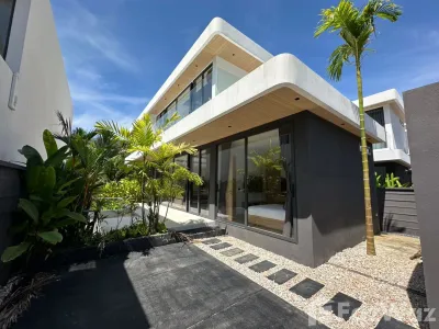 /international/th/62-37-moo-3-sakhu-thalang-phuket-83110-tha-sakhu-phuket-province-340105581733/