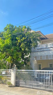 /international/th/11-64-rom-klao-1-saen-saep-min-buri-bangkok-10510-thailand-min-buri-bangkok-340105603774/