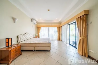/international/th/peak-tower-sales-office-the-peak-tower-pattaya-rajchawaroon-rd-nong-prue-bang-lamung-chon-buri-20150-tha-nong-prue-chon-buri-340105561180/