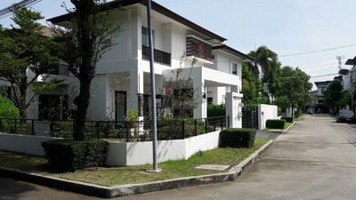 /international/th/soi-krungthep-kritha-32-thap-chang-saphan-sung-bangkok-10240-tha-thap-chang-bangkok-340106643775/
