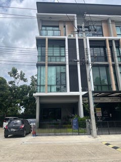 /international/th/111-196-pho-kaeo-road-nawamin-bueng-kum-bangkok-10230-thailand-bueng-kum-bangkok-340106646340/