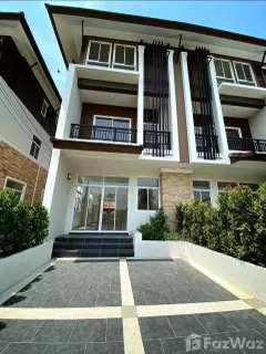 /international/th/muban-kunlaphan-ville-rd-ban-waen-hang-dong-chiang-mai-50230-tha-ban-waen-chiang-mai-province-340107427970/