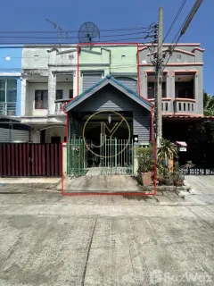 /international/th/41-18-ban-kluai-sai-noi-road-phimon-rat-bang-bua-thong-nonthaburi-11110-thailand-bang-bua-thong-changwat-nonthaburi-340107791965/