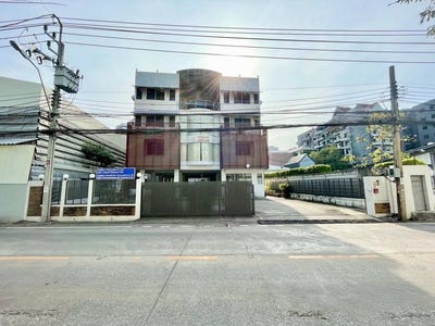 /international/th/60-13-ซอย-โรงเรียนผ่องพลอนุสรณ์-บางนาใต้-บางนา-กรุงเทพมหานคร-10260-ประเทศไทย-บางนา-340106653174/