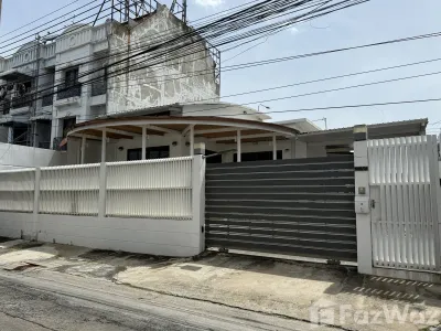 /international/th/soi-sinlang-wongsawang-bang-sue-bangkok-10800-thailand-bang-sue-bangkok-340105609785/