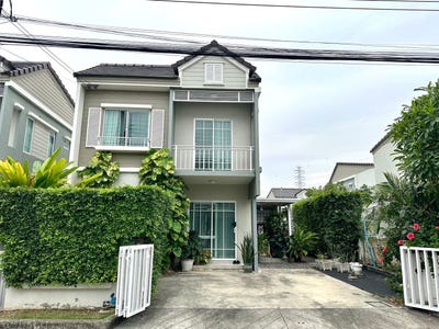 /international/th/71-97-moo-13-soi-muban-the-colors-bang-na-ko-mo-10-bang-na-trat-km-10-rd-bang-phli-yai-bang-phli-samut-prakan-10540-tha-bang-phli-yai-samut-prakan-340106661306/