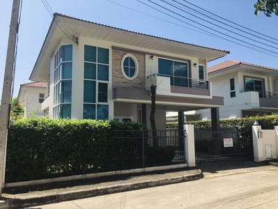 /international/th/soi-muban-supalai-moda-san-phisuea-mueang-chiang-mai-chiang-mai-50300-tha-san-phisuea-chiang-mai-340105607892/