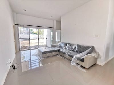 /international/th/lavallee-light-hin-lek-fai-amphoe-hua-hin-prachuap-khiri-khan-province-77110-tha-hin-lek-fai-buri-ram-340105613208/