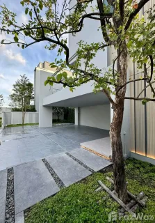 /international/th/im-aroi-khaomudaeng-sukaphiban-6-road-bang-phli-yai-bang-phli-samut-prakan-10540-thailand-bang-phli-samut-prakan-340105675280/