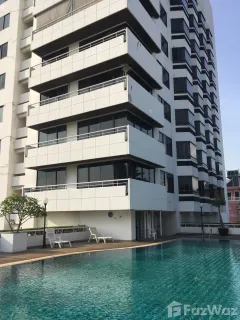 /international/th/juldis-river-mansion-ซอยสามเสน-1-wat-sam-phraya-phra-nakhon-bangkok-10200-tha-wat-sam-phraya-bangkok-340106797763/
