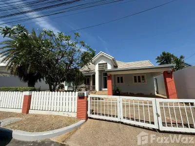 /international/th/soi-muban-emerald-hill-hua-hin-hua-hin-prachuap-khiri-khan-77110-tha-hua-hin-prachuap-khiri-khan-340106081920/