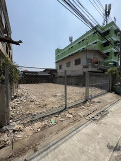 /international/th/4225-soi-muban-prem-ruethai-20-yaek-5-nong-bon-prawet-bangkok-10250-tha-nong-bon-bangkok-340107332710/
