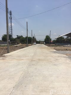 /international/th/liap-khlong-lamli-road-lahan-bang-bua-thong-nonthaburi-11110-thailand-bang-bua-thong-changwat-nonthaburi-340105555608/