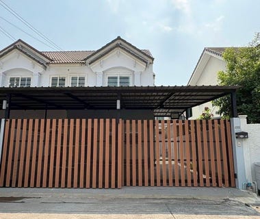 /international/th/srk-multimedia-plc-siriphat-soi-punnawithi-24-bang-chak-phra-khanong-bangkok-10260-tha-bang-chak-bangkok-340108275400/