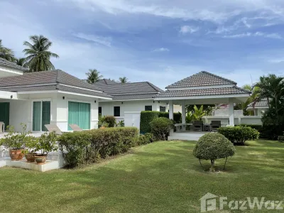 /international/th/white-beach-villas-main-office-sam-roi-yot-prachuap-khiri-khan-77120-thailand-sam-roi-yot-prachuap-khiri-khan-340105557017/