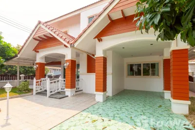 /international/th/muban-kunlaphan-ville-rd-ban-waen-hang-dong-chiang-mai-50230-tha-ban-waen-chiang-mai-province-340107622316/