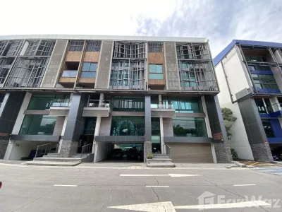 /international/th/plex-bangna-bang-kaeo-bang-phli-samut-prakan-10540-thailand-bang-phli-samut-prakan-340105660763/