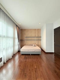 /international/th/soi-lat-krabang-20-3-racha-thewa-bang-phli-samut-prakan-10540-tha-racha-thewa-samut-prakan-340106654350/