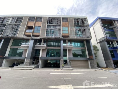 /international/th/plex-bangna-bang-kaeo-bang-phli-samut-prakan-10540-thailand-bang-phli-samut-prakan-340105662359/