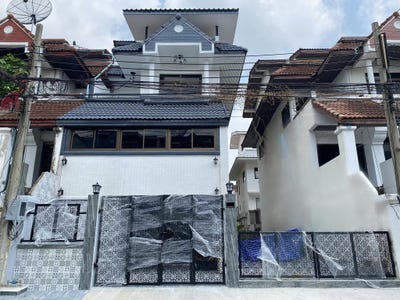 /international/th/56-soi-muban-royal-nakharin-villa-nong-bon-prawet-bangkok-10250-tha-nong-bon-bangkok-340106648591/