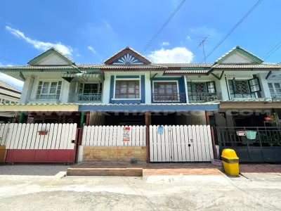 /international/th/soi-muban-trendy-thara-bang-yai-bang-khu-rat-bang-bua-thong-nonthaburi-11110-tha-bang-khu-rat-nonthaburi-340108313991/