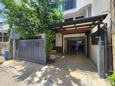 /international/th/soi-chan-16-yaek-2-thung-wat-don-sathon-bangkok-10120-tha-thung-wat-don-bangkok-340105563019/