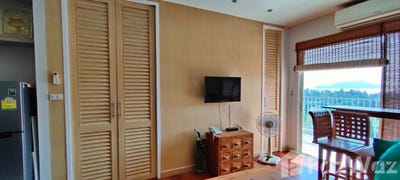 /international/th/ro-pho-cho-nong-khao-niao-chai-thale-rd-sam-roi-yot-prachuap-khiri-khan-77120-tha-sam-roi-yot-prachuap-khiri-khan-340105559144/