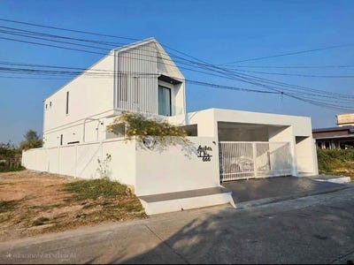 /international/th/soi-muban-nakharin-garden-6-khlong-sam-prawet-lat-krabang-bangkok-10520-tha-khlong-sam-prawet-bangkok-340106641093/