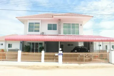 /international/th/muban-rungrueang-quality-house-399-soi-muban-rungrueang-quality-house-nong-chom-san-sai-chiang-mai-50210-tha-nong-chom-chiang-mai-340106644027/