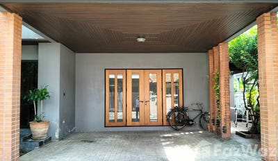 /international/th/soi-sinlang-wongsawang-bang-sue-bangkok-10800-thailand-bang-sue-bangkok-340105621104/