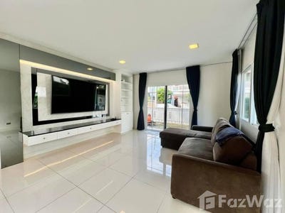 /international/th/soi-muban-perfect-place-wong-waen-ramkhamhaeng-khlong-song-ton-nun-lat-krabang-bangkok-10520-tha-khlong-song-ton-nun-bangkok-340105677204/