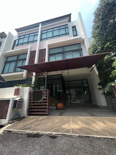 /international/th/525-13-sri-wara-road-phlab-phla-wang-thonglang-bangkok-10310-thailand-wang-thonglang-bangkok-340105589702/