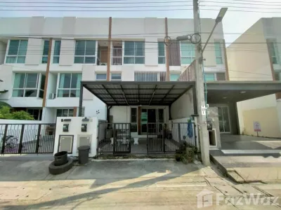 /international/th/ewan-thai-traditional-massage-ซอยร่มเกล้า-38-khlong-sam-prawet-lat-krabang-bangkok-10520-tha-khlong-sam-prawet-bangkok-340108117559/