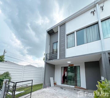 /international/th/pleno-rangsit-klong-4-wongwaen-khlong-si-amphoe-khlong-luang-pathum-thani-province-12120-tha-khlong-si-ubon-ratchathani-340105577365/