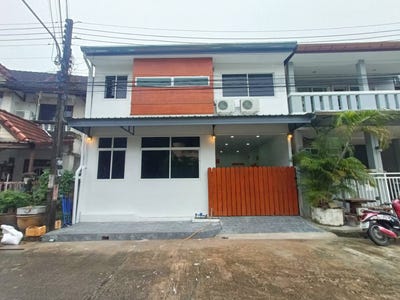 /international/th/97-276-wirat-hongyok-6-soi-6-11-road-talat-nuea-phuket-83000-thailand-phuket-phuket-province-340105552739/