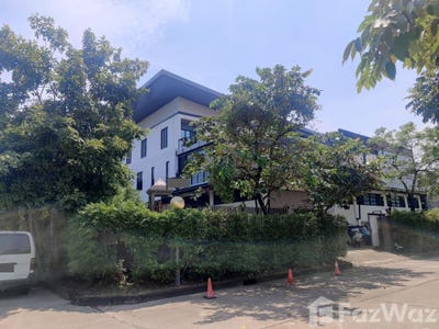/international/th/หอพฤกษศาสตร์-สวนหลวง-ร-หนองบอน-ประเวศ-กรุงเทพมหานคร-10250-ประเทศไทย-ประเวศ-340105586096/