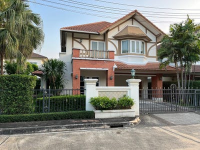 /international/th/soi-muban-latdarom-elegance-chiang-mai-san-klang-san-kamphaeng-chiang-mai-50130-tha-san-klang-chiang-mai-340105609096/?lang=pt