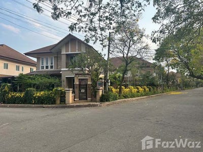 /international/th/soi-muban-the-athena-kunlaphan-ville-14-pa-daet-mueang-chiang-mai-chiang-mai-50100-tha-pa-daet-chiang-mai-340105609773/