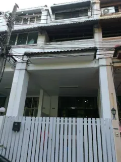 /international/th/7-eleven-suksawat-62-2-bang-phueng-phra-pradaeng-samut-prakan-10130-thailand-phra-pradaeng-samut-prakan-340106635425/