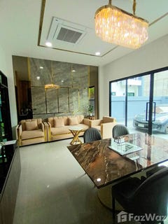 /international/th/bang-waek-rd-bang-waek-phasi-charoen-bangkok-10160-tha-bang-waek-bangkok-340105582282/