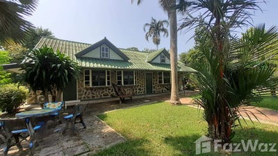 /international/th/บ้านน้ำฝน-รีสอร์ท-อ-แก่งกระจาน-เพชรบุรี-กลัดหลวง-ท่ายาง-เพชรบุรี-76130-ประเทศไทย-ท่ายาง-340105596300/