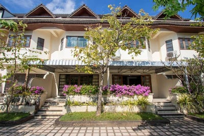 /international/th/1-chiang-mai-3029-rural-rd-chang-phueak-mueang-chiang-mai-chiang-mai-50300-tha-chang-phueak-chiang-mai-340107428434/