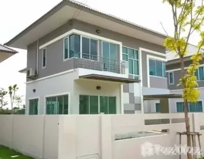 /international/th/villa-nova-villa-nova-theparak-bang-phli-yai-bang-phli-samut-prakan-10540-thailand-bang-phli-samut-prakan-340105680414/
