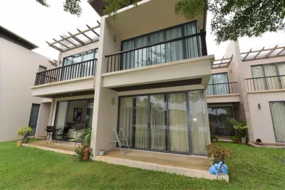 /international/th/palm-crescent-hua-hin-cha-am-cha-am-phetchaburi-76120-thailand-cha-am-phetchaburi-340106640018/