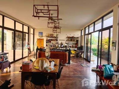 /international/th/โรงเรียนบ้านโคกบ้านเหลียง-บุฤาษี-สุรินทร์-32000-ประเทศไทย-สุรินทร์-340105593806/