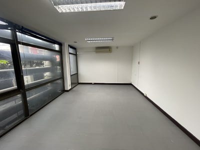 /international/th/1032-6-rama-4-road-thung-maha-mek-sathon-bangkok-10120-thailand-sathon-bangkok-340106656900/