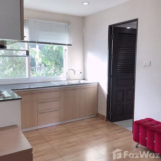 /international/th/d433-alpha-dorm-soi-4-ban-buak-khrok-noi-muthi-3-nong-pa-khrang-chiang-mai-50000-thailand-chiang-mai-chiang-mai-340105608619/