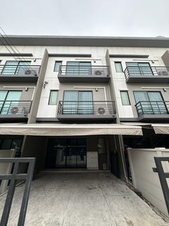 /international/th/70-91-soi-on-nut-70-yaek-1-on-nut-rd-prawet-bangkok-10250-tha-prawet-bangkok-340106659079/