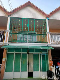 /international/th/crepes-chaosua-soi-mittapap-na-pa-chon-buri-20000-thailand-chon-buri-changwat-chon-buri-340105543721/